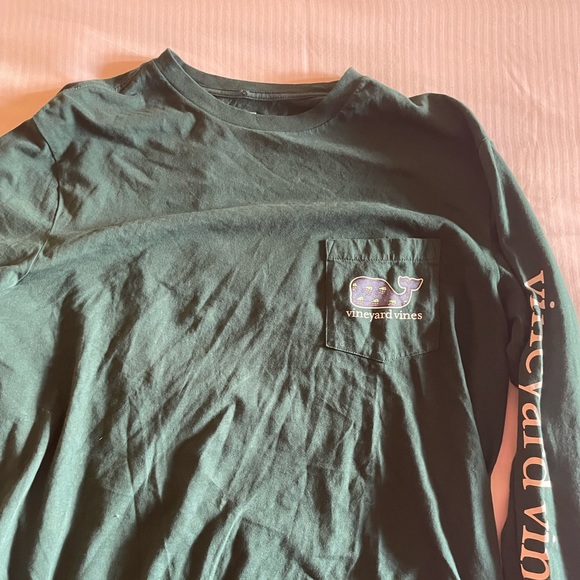 Vineyard Vines Christmas Tree/Pick up Long Sleeve T-Shirt Size M Green - Picture 1 of 5